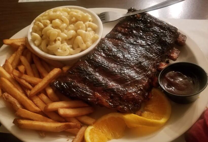 Laurelwood Inn And Steakhouse