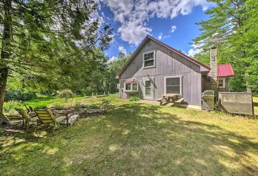 Lovely Waldo Cottage Escape   Pet Friendly!