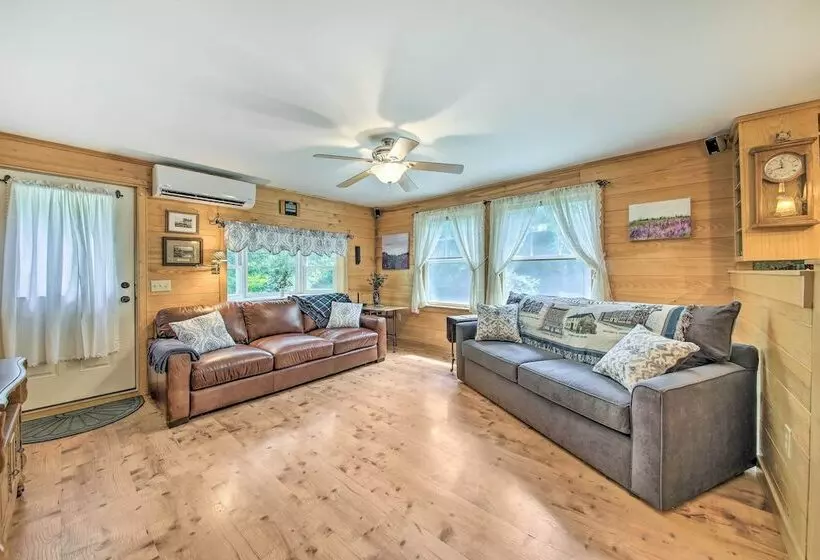Lovely Waldo Cottage Escape   Pet Friendly!