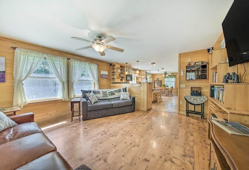 Lovely Waldo Cottage Escape   Pet Friendly!