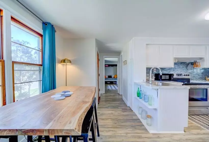 Motelli Whitehall Cottages