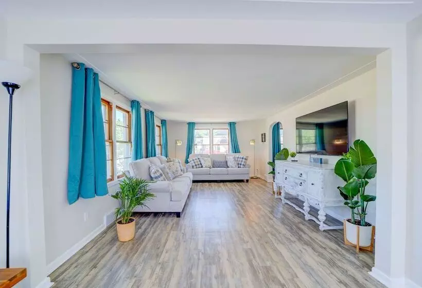 Motelli Whitehall Cottages