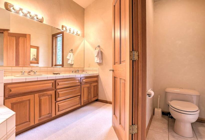 Mountain Chalet   1 Mi To Skiing & Incline Village