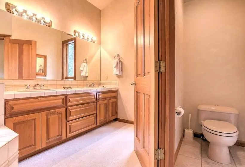 Mountain Chalet   1 Mi To Skiing & Incline Village