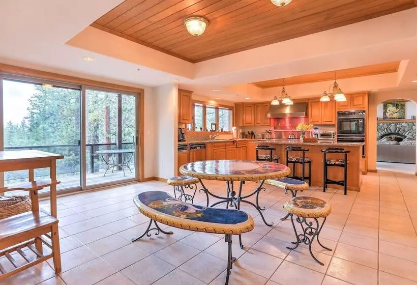 Mountain Chalet   1 Mi To Skiing & Incline Village