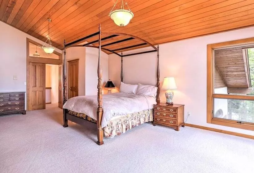 Mountain Chalet   1 Mi To Skiing & Incline Village