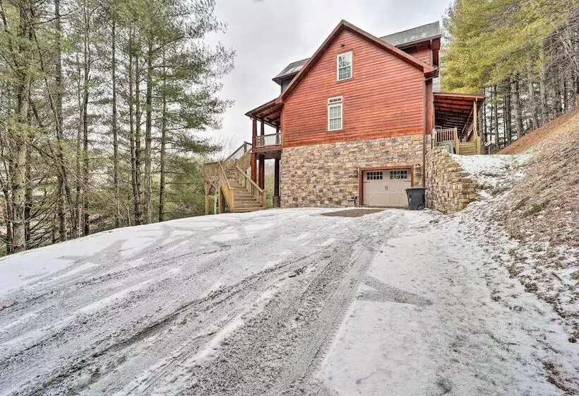 A Mountain Dream  In Vilas: Hike, Ski & Explore!