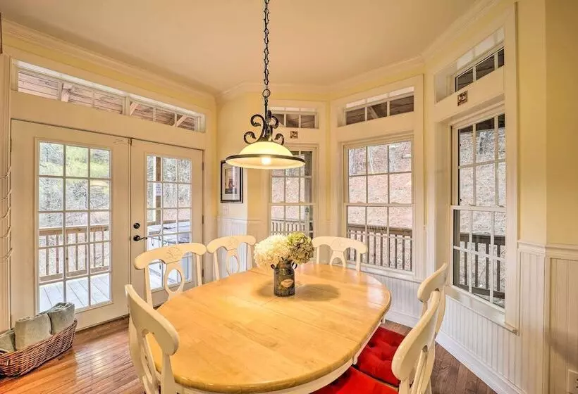 A Mountain Dream  In Vilas: Hike, Ski & Explore!