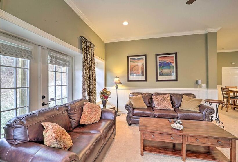 A Mountain Dream  In Vilas: Hike, Ski & Explore!