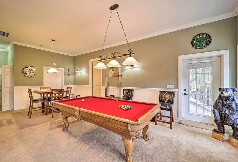 A Mountain Dream  In Vilas: Hike, Ski & Explore!