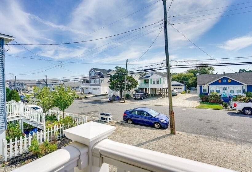 New Jersey Home Deck, Grill & Walkable To Beach!