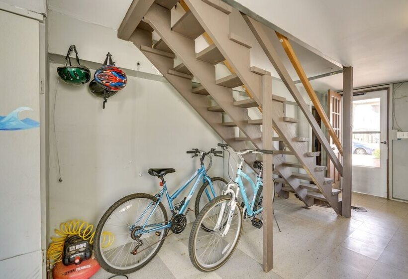 New Jersey Home Deck, Grill & Walkable To Beach!