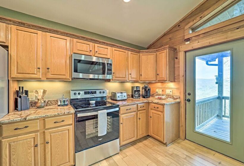 Near Ski Areas: Mtn View Banner Elk Cabin