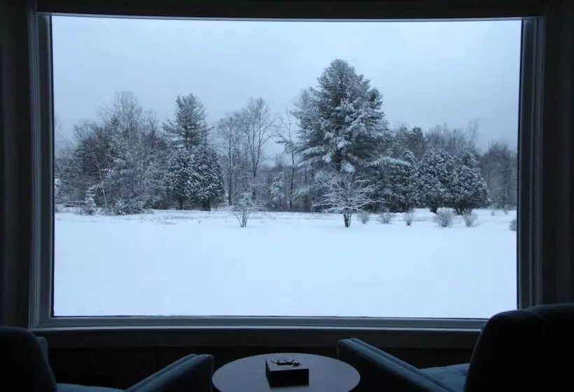 Peaceful & Private Franconia Home By Cannon!