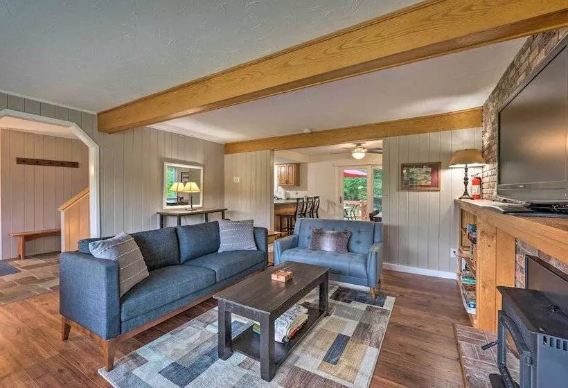 Peaceful & Private Franconia Home By Cannon!