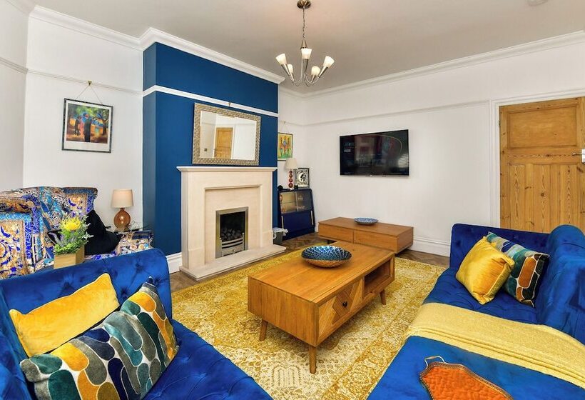 膳宿费 Just Stay Wales Highmead House