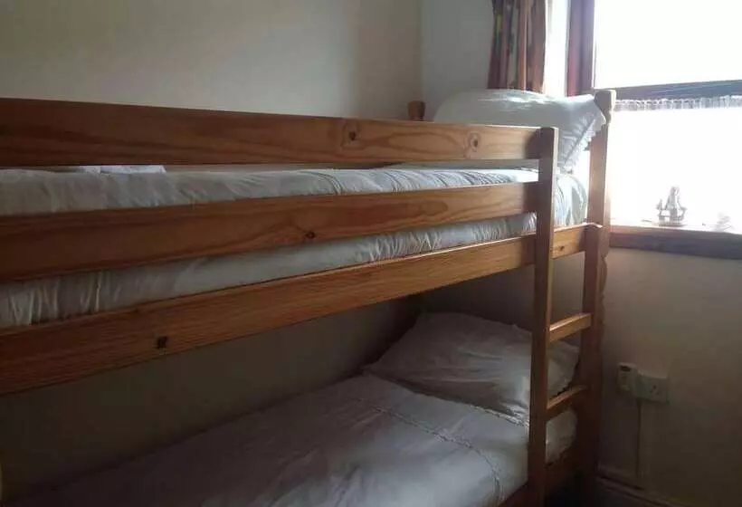 Relax In Sunset View Cottage On Cwmiar Farm