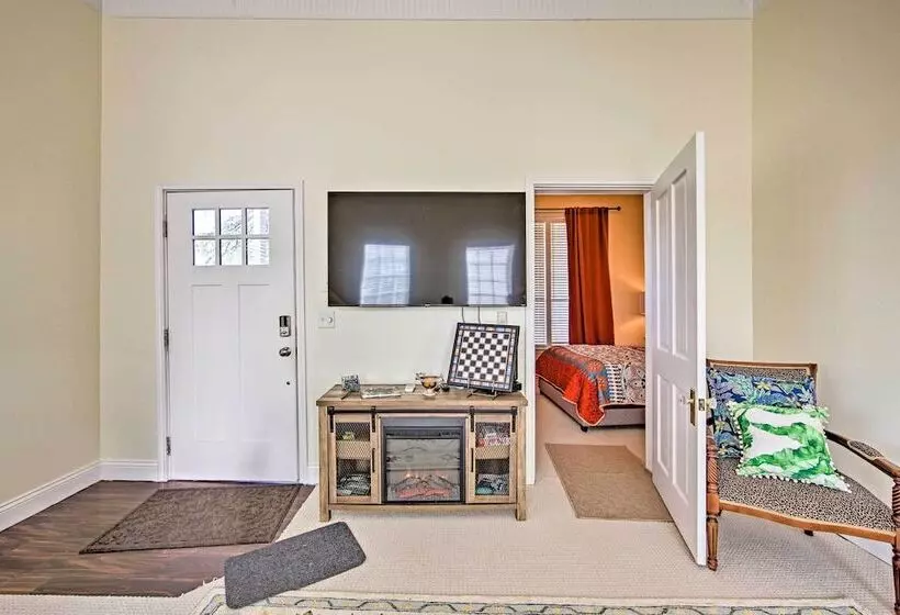 Renovated  Carnegie Cottage    Walk To Dtwn!