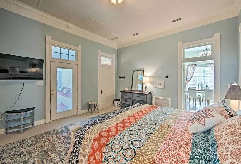 Renovated  Carnegie Cottage    Walk To Dtwn!