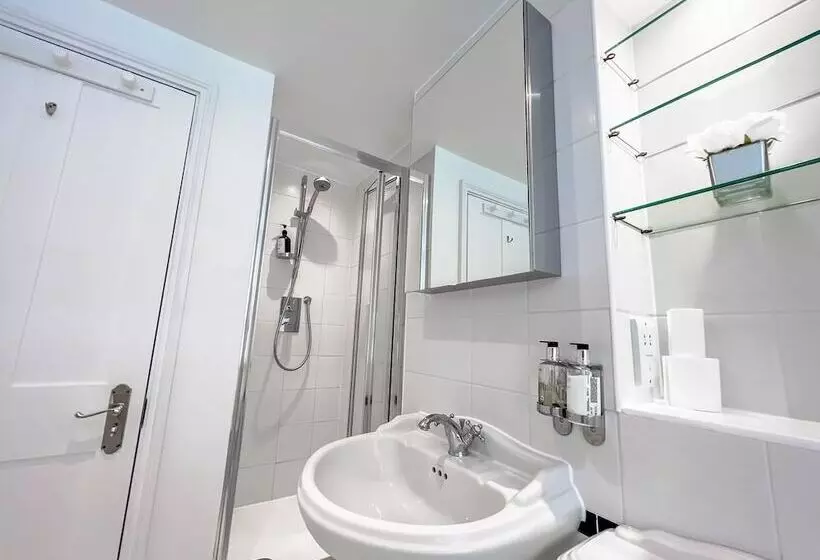 اقامتگاه Beautiful & Historic Victoria 3brs Retreat With Ac