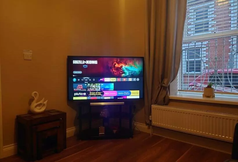 Residenssi Helens House Derry City Centre Remarkable 3 Bed