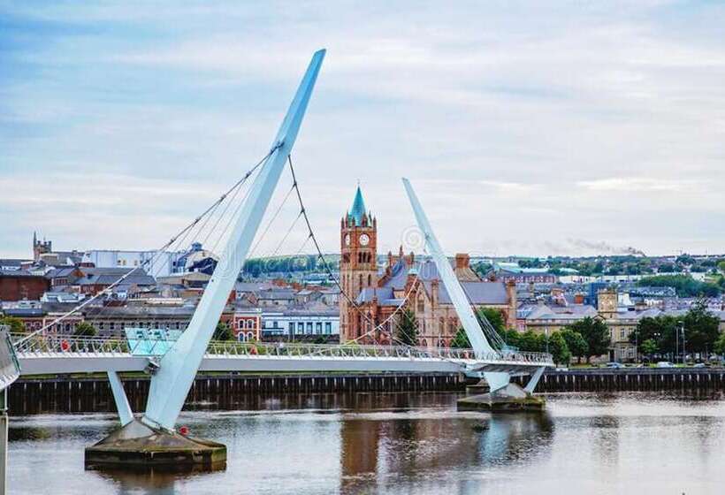 إقامة Helens House Derry City Centre Remarkable 3 Bed