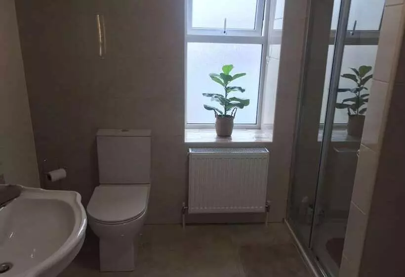 Residenssi Helens House Derry City Centre Remarkable 3 Bed