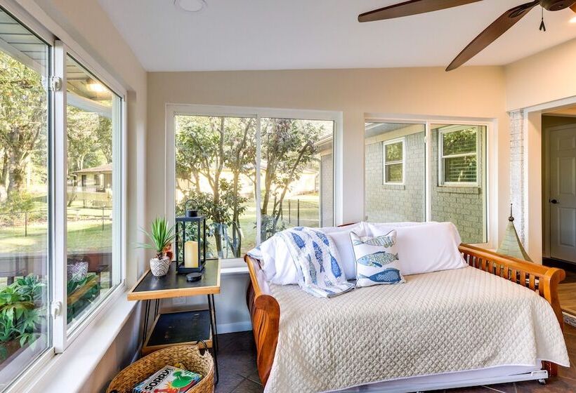 Serene Lakefront Home In Hot Springs W/ Boat Dock!