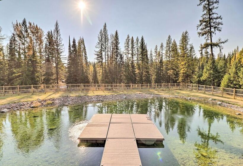 Stunning Montana Retreat: Hot Tub, On Site Hiking!