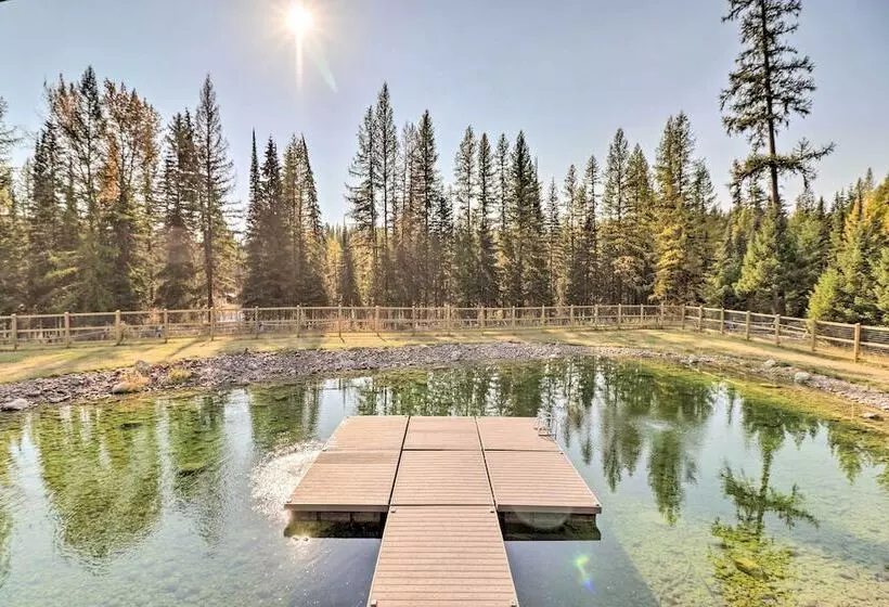 Stunning Montana Retreat: Hot Tub, On Site Hiking!