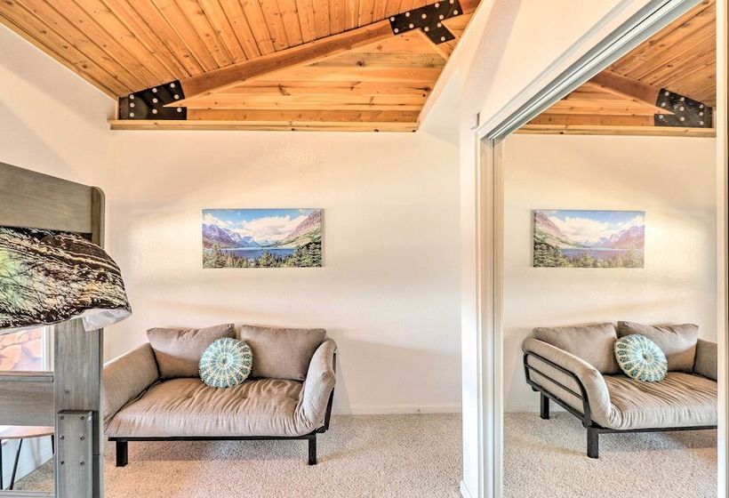 Stunning Montana Retreat: Hot Tub, On Site Hiking!