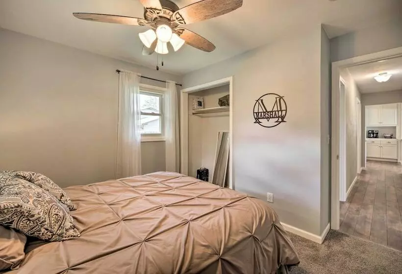 Sunny Cloquet Home   2 Mi To St. Louis River!