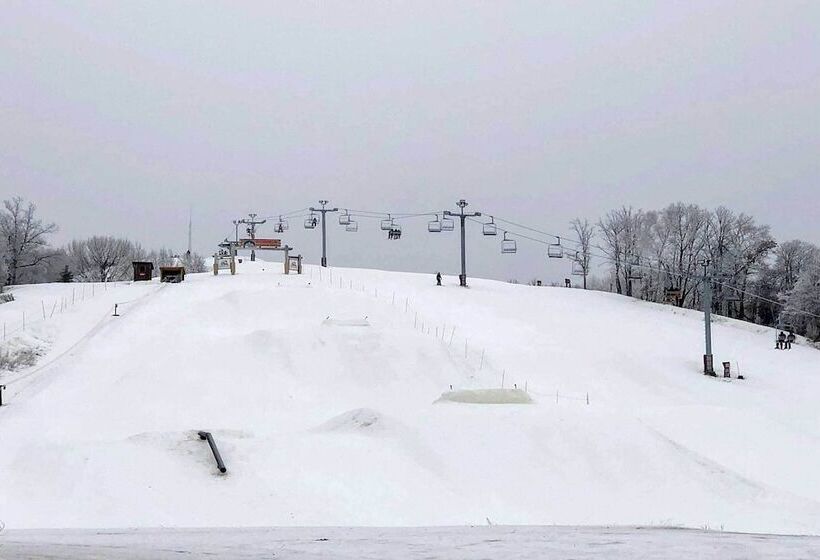The Lakefront Home 5 Minutes From Detroit Lakes!