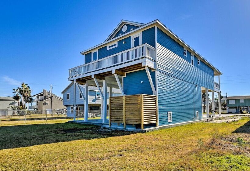 < 1 Mi To Coast: Jamaica Beach Home W/ Pool Access