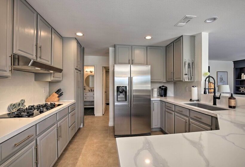 Upscale Palm Desert Oasis W/ Bbq   Near Golf!