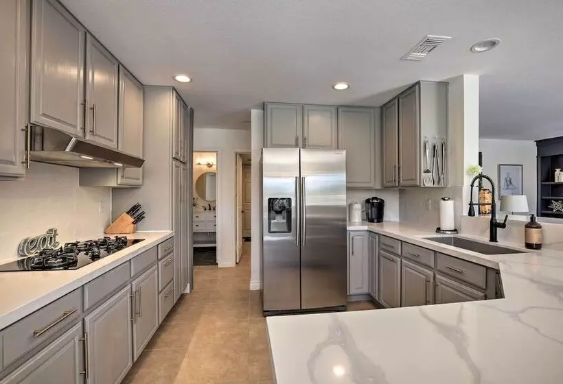 Upscale Palm Desert Oasis W/ Bbq   Near Golf!