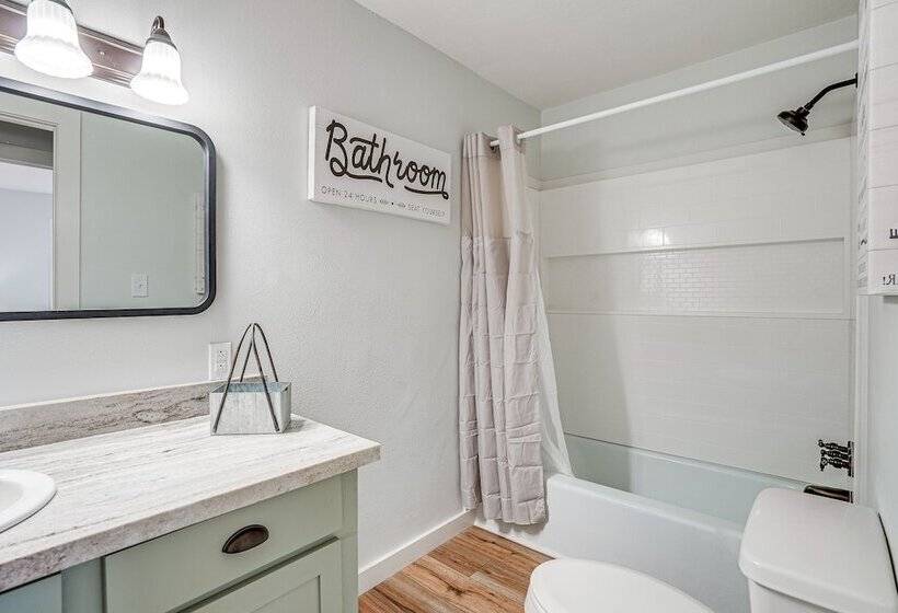 Waterfront Louisiana Home W/ Private Boat Launch!