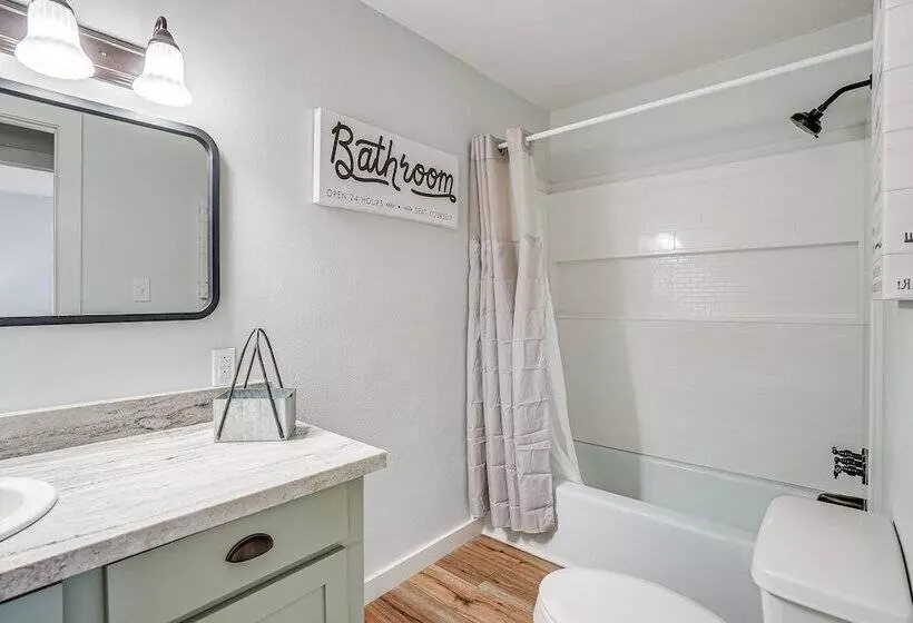 Waterfront Louisiana Home W/ Private Boat Launch!