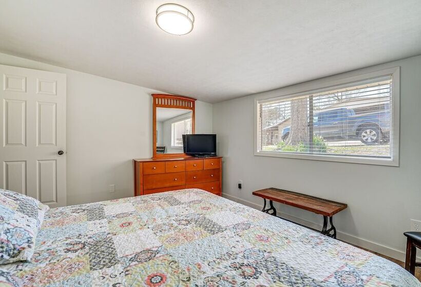 Waterfront Louisiana Home W/ Private Boat Launch!