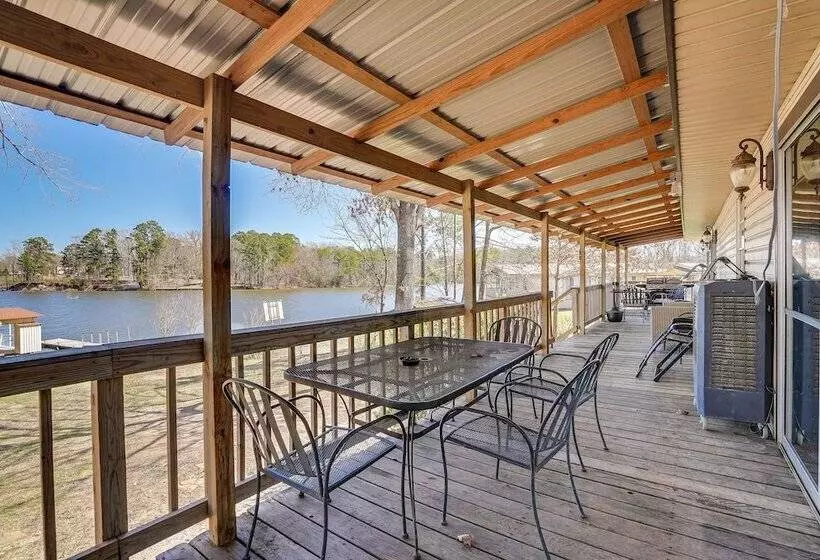 Waterfront Louisiana Home W/ Private Boat Launch!
