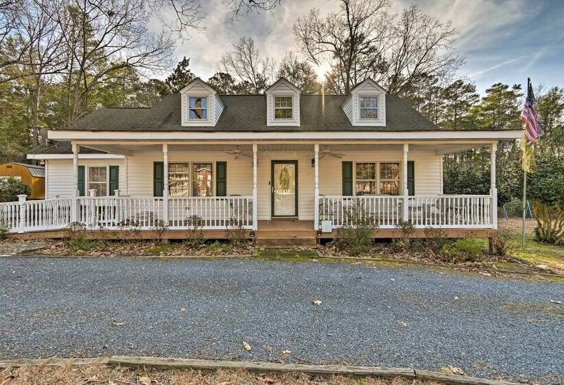 Aberdeen Family Home W/ Fire Pit & Deck
