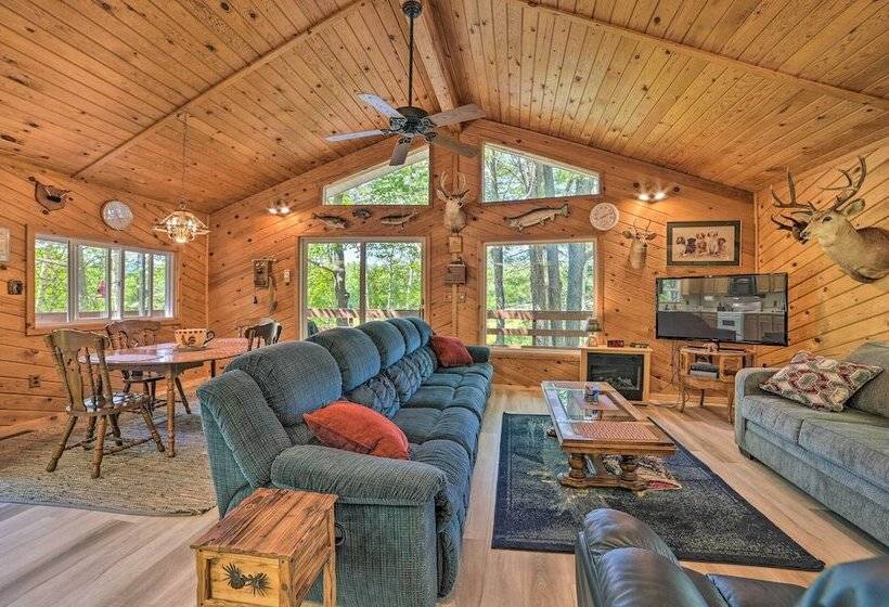 Atlanta Waterfront Cabin W/ Dock & Kayaks!
