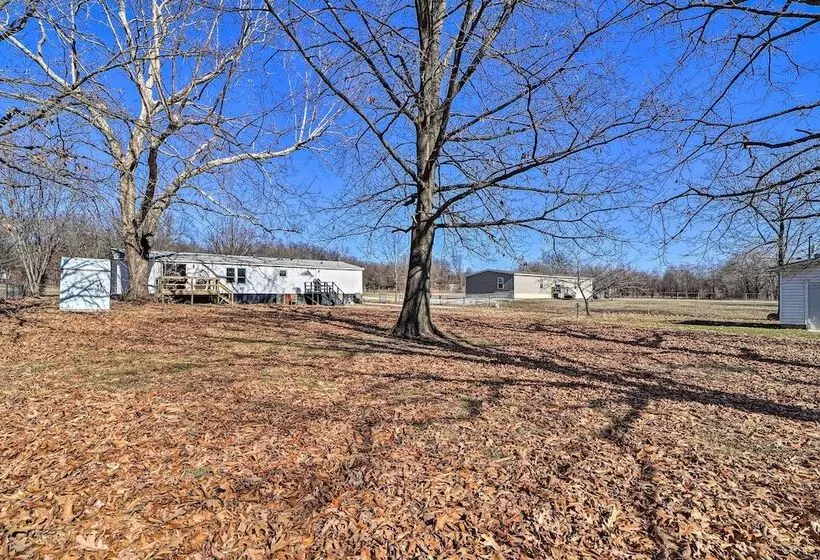 Family Friendly Bernice Home: 2 Mi To Lake & Park!