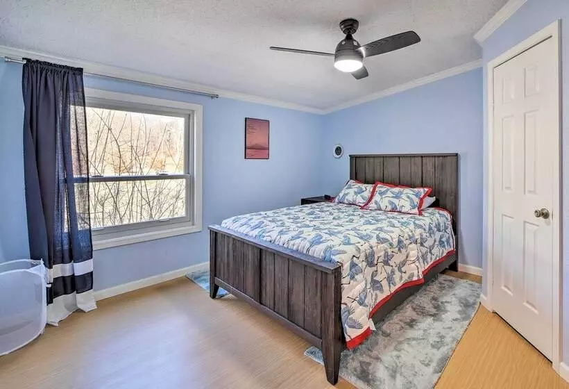 Family Friendly Bernice Home: 2 Mi To Lake & Park!