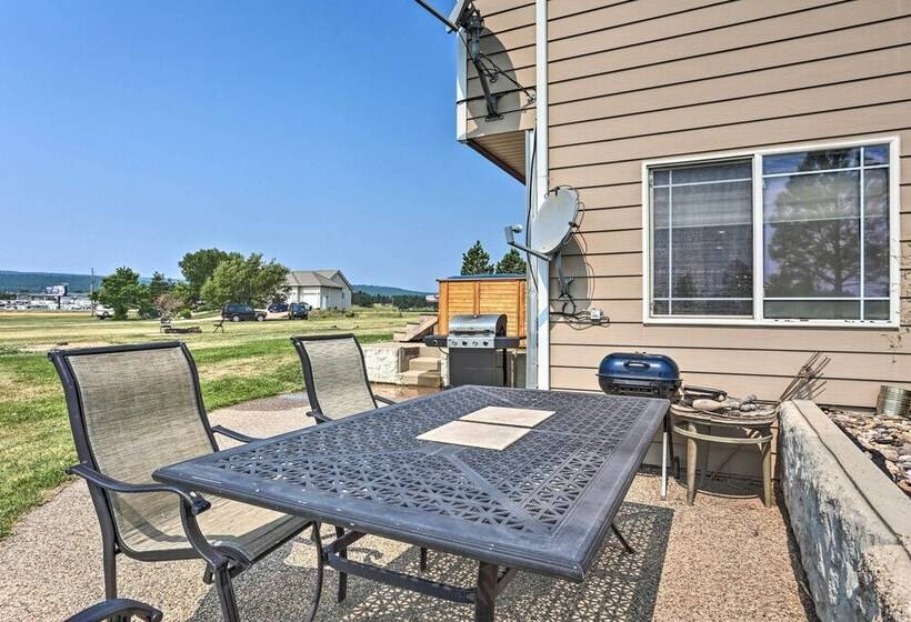 Black Hawk Lower Level Unit With Game Area!