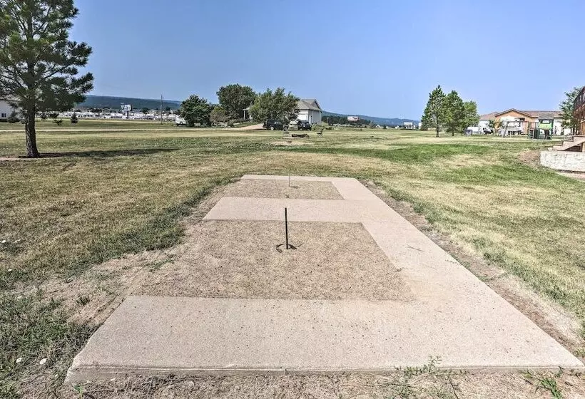 Black Hawk Lower Level Unit With Game Area!