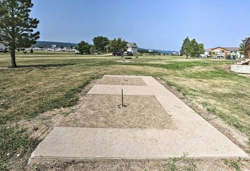 Black Hawk Lower Level Unit With Game Area!