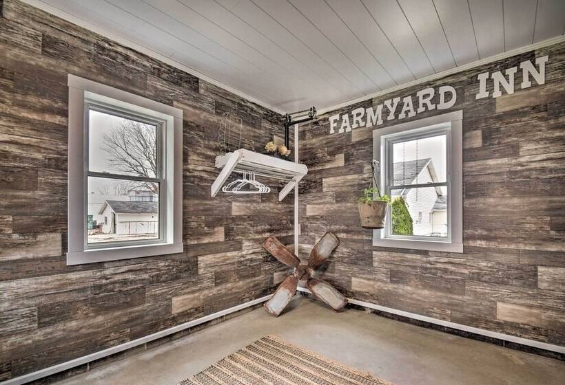 Charming Dairy Farm Home In Indiana Amish Country