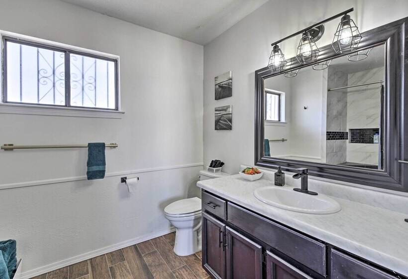 Charming Santa Teresa Retreat W/ Backyard!