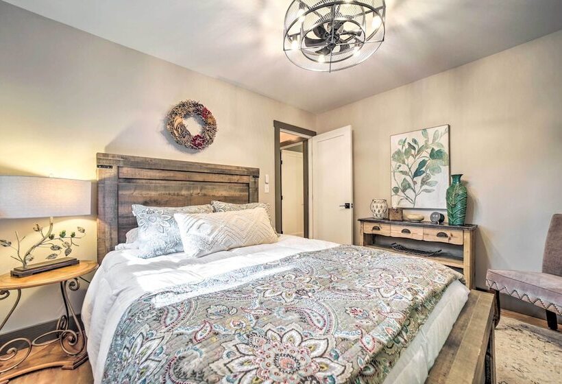 Chic Brevard Cabin   Nature, Trails, & Water!